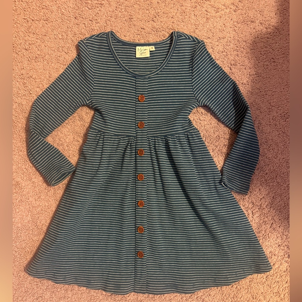 Madison Grace Blue and White ribbed knit Buttoned Dress